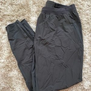 Nwt Lululemon Lab Confluence Trouser 